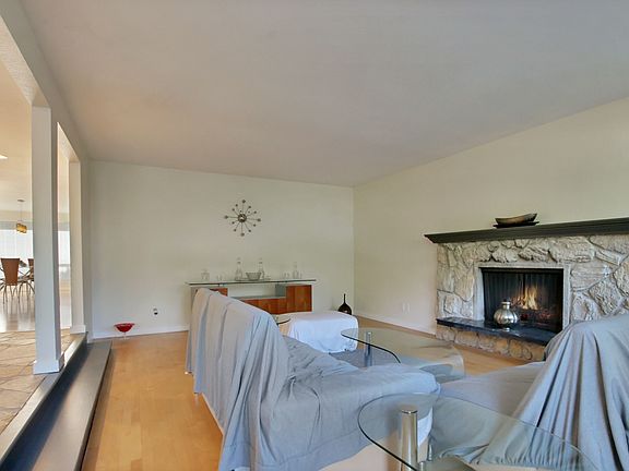 5th image of 7203 Onyx Dr SW