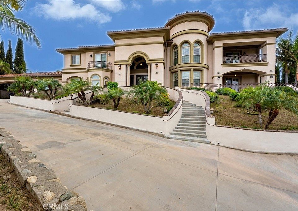 1st image of 2935 N Monte Verde Dr