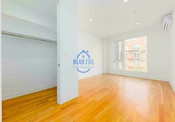 5th image of 625 E 18th St #5C
