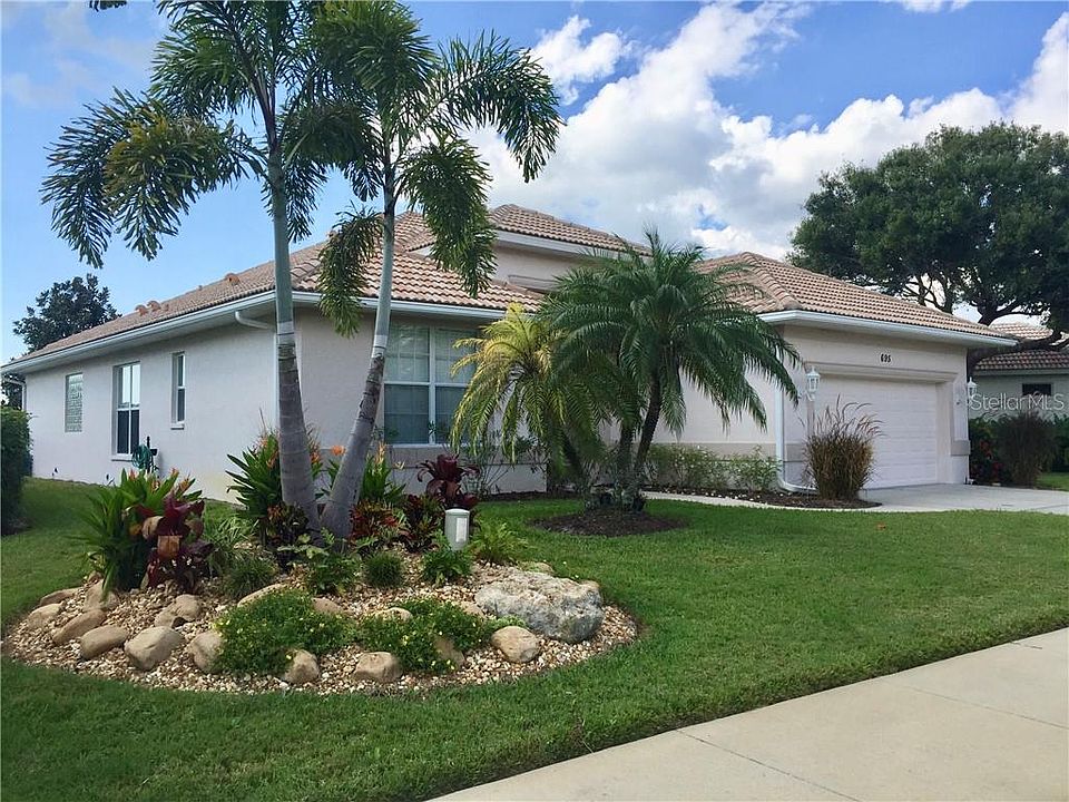 1st image of 695 Silk Oak Dr