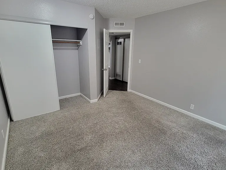 3326 W 8th St #D — Photo 8