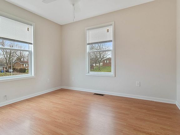 5th image of 1228 Keeneland Ct