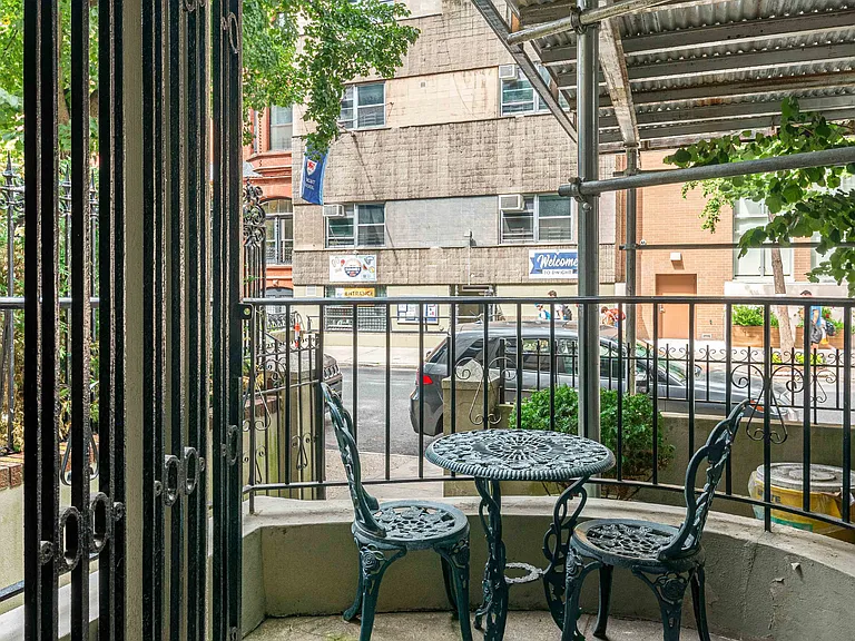 14 W 88th St #A — Photo 4