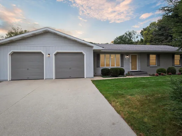 21767 Angela Dr, Goshen, IN 46526