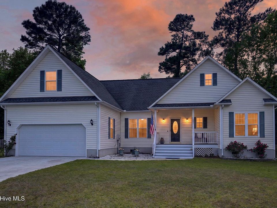 1st image of 421 Celtic Ash Street