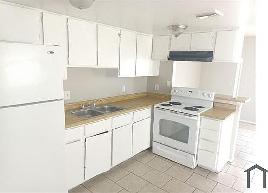 3rd image of 4243 Zavala St APT 3