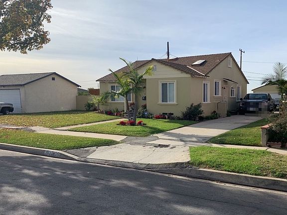 2nd image of 11179 S Saint Andrews Pl