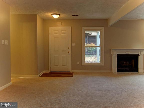 2nd image of 592 Meadowbrook Dr