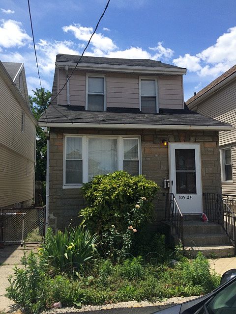 1st image of 10524 131st St