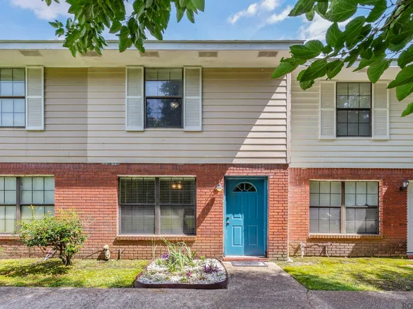 16382 Hooper Rd APT L4, Greenwell Springs, LA 70739