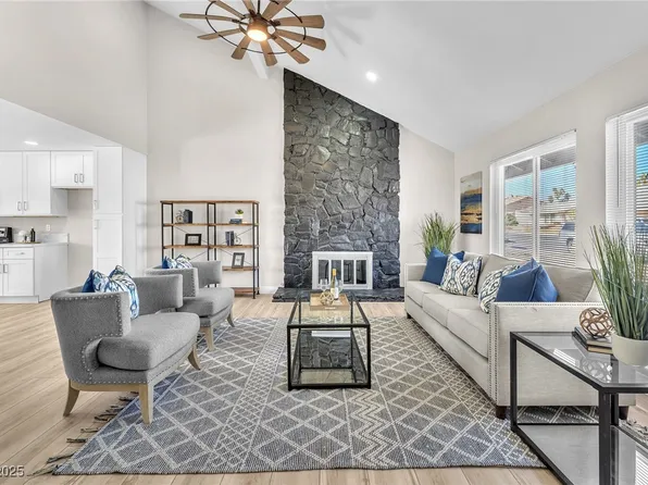 4571 McMillan Rd, Las Vegas, NV 89121