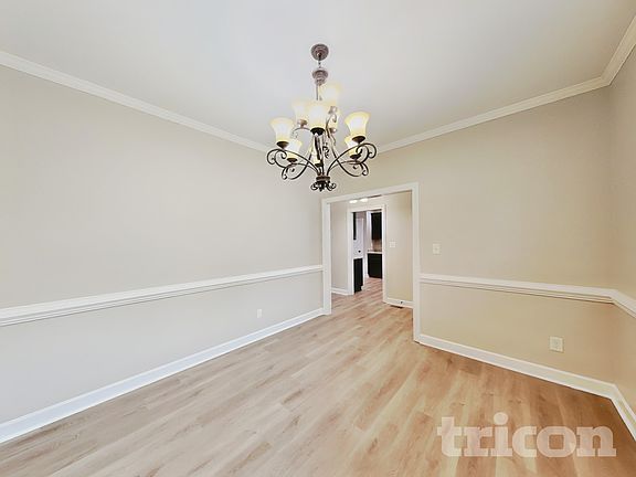 5th image of 69 Diamond Creek Dr