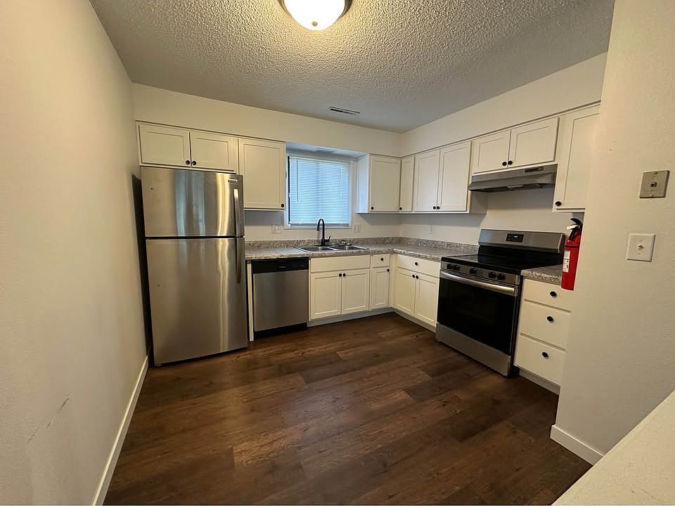 1st image of 935 Boston Way APT 4