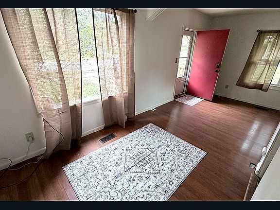 5th image of 1811 Vermont Ave