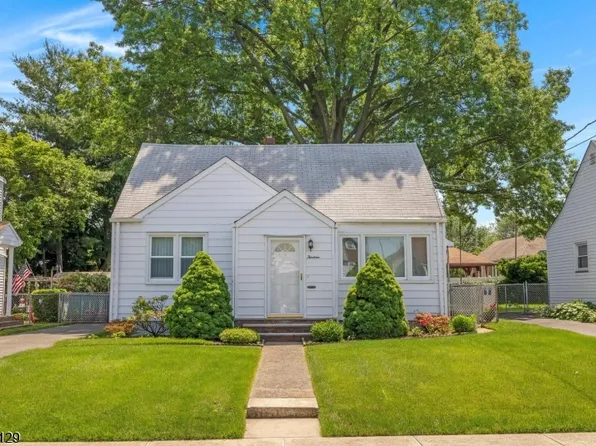 13 Wonham St, Clifton City, NJ 07013