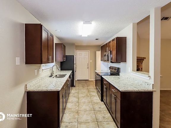 5th image of 3108 Steamboat Dr