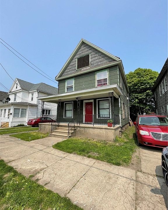 1st image of 1130 E 26th St