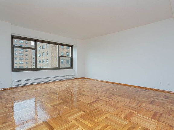 5th image of 21-55 34th Ave APT 9A
