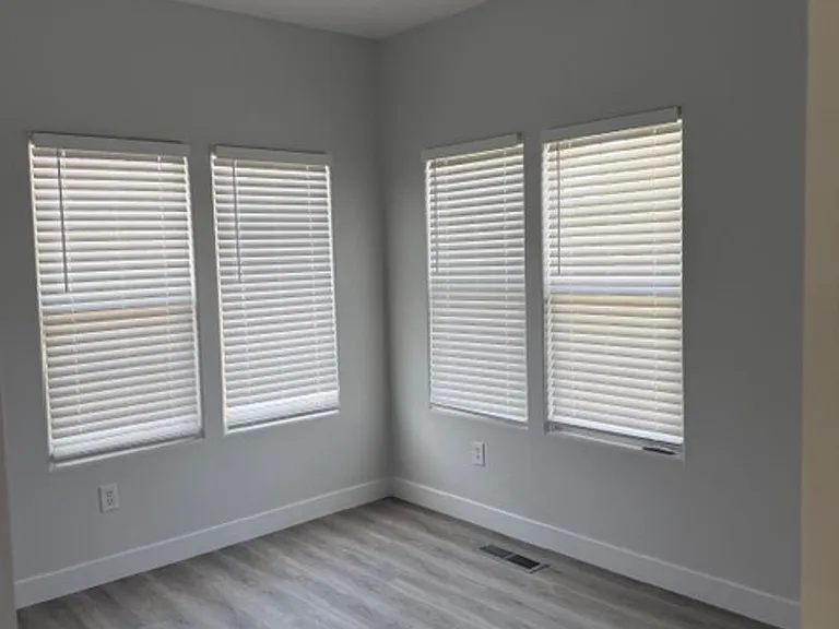 1071 Village Knoll Dr — Photo 11