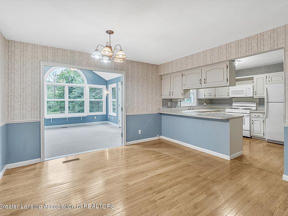 4th image of 1186 Wild Cherry Dr