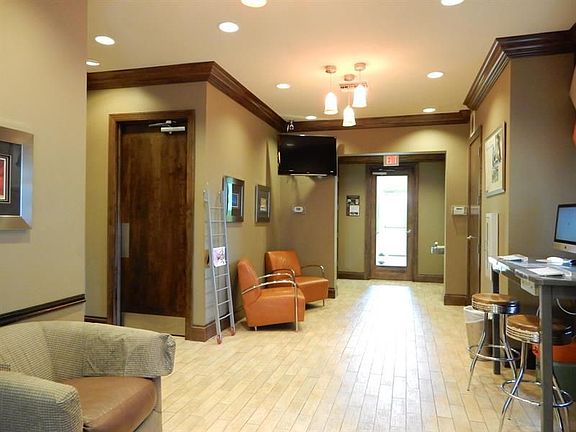 3rd image of 661 Corte Madera Ln Unit 6