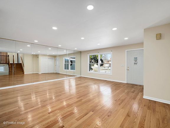 5th image of 1500 Pershing Ave