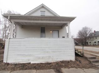2402 5 1/2 Ave, Rock Island, IL