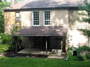 184 Oakmont Ct, Reading, PA 19607