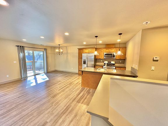 5th image of 3334 Treehaven Dr #A