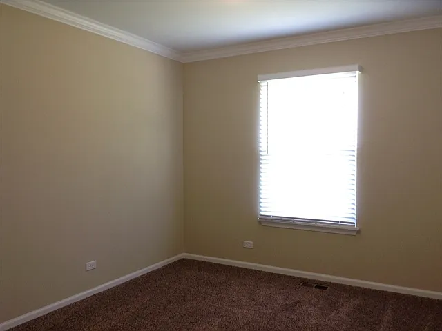 223 Magnolia Dr — Photo 4