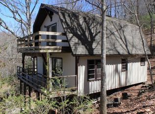 131 Blueberry Ridge Rd, Topton, NC 28781