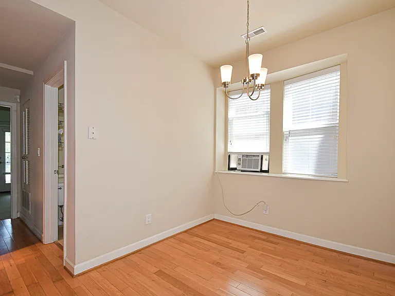 5528 Waterman Blvd #1N — Photo 11