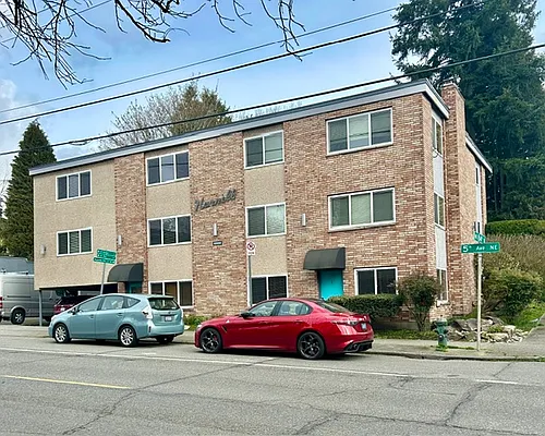 8400 5th Ave NE #3 Photo 1