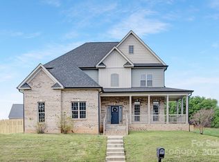 4036 Meadowview Hills Dr #7, Charlotte, NC 28269