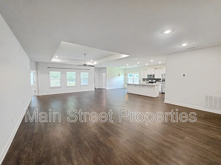 8108 Silver Maple Dr — Photo 5