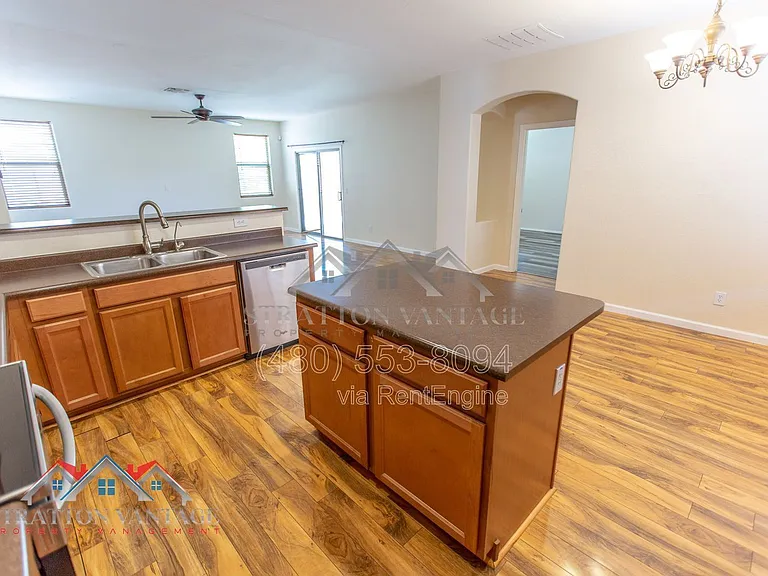 15272 W Jackson St — Photo 16