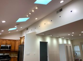 5146 Noble Ave, Sherman Oaks, CA 91403