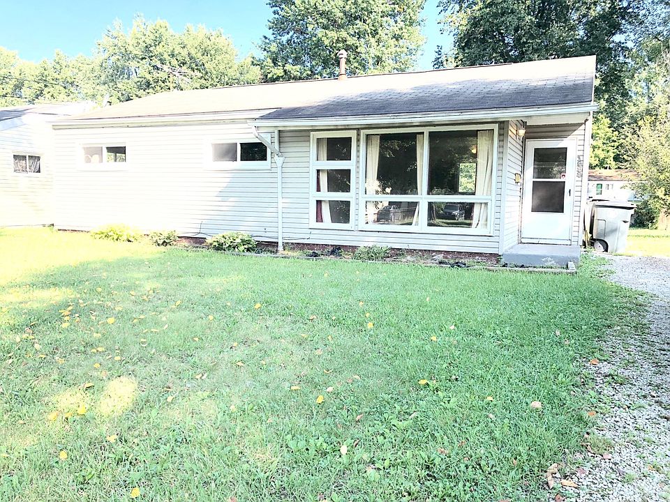 1689 Wakefield Dr., Akron OH 44320