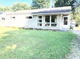 1689 Wakefield Dr, Akron, OH 44320