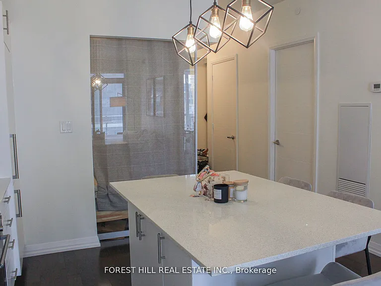 460 Adelaide St E #1716 — Photo 12
