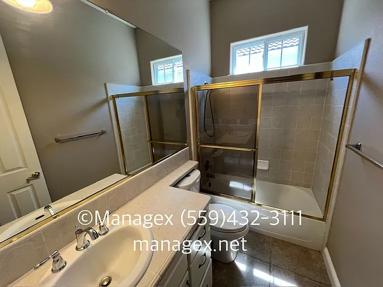 9708 N Willey Ct — Photo 16