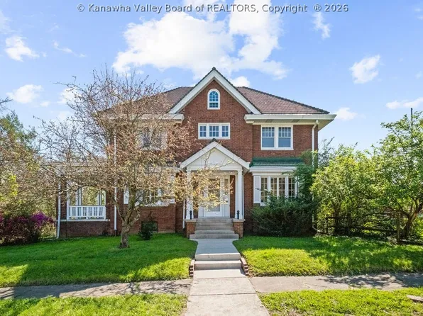 853 Edgewood Dr, Charleston, WV 25302