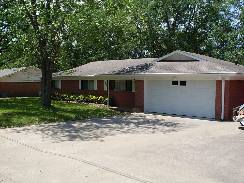 1st image of 1129 Kings Ln