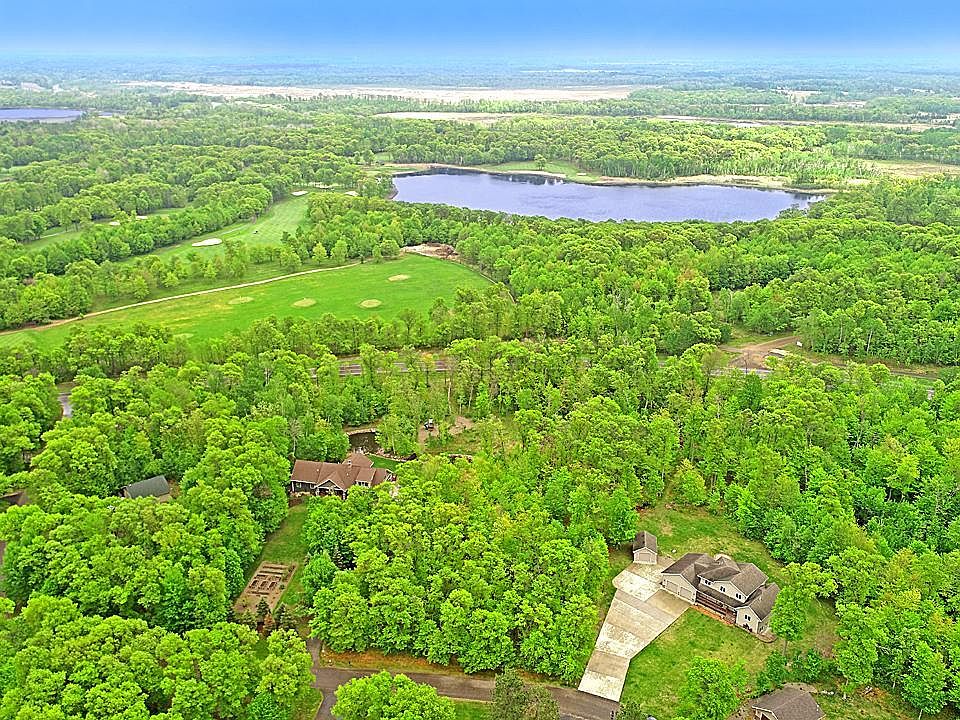 1st image of Maplewood Dr