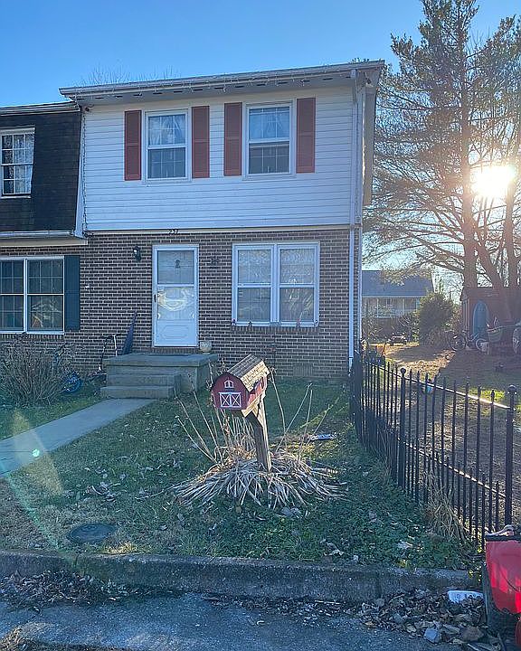 1st image of 237 Cameron St