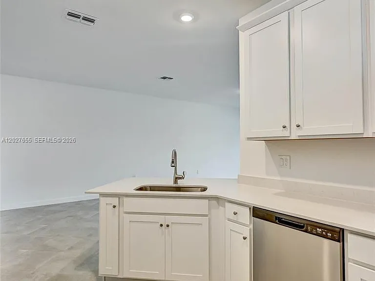 20545 Hazelnut Ct S — Photo 14