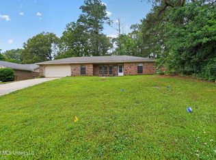 5354 Brookhollow Dr, Jackson, MS 39212