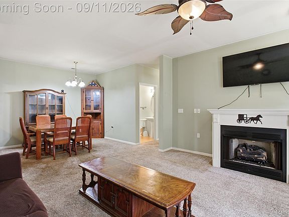 4th image of 3086 Kneeland Cir