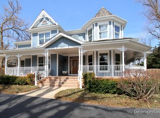 1120 Lake St, Libertyville, IL 60048