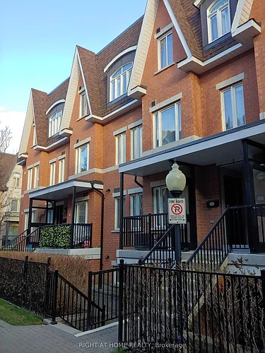 310 John St #162 Photo 1